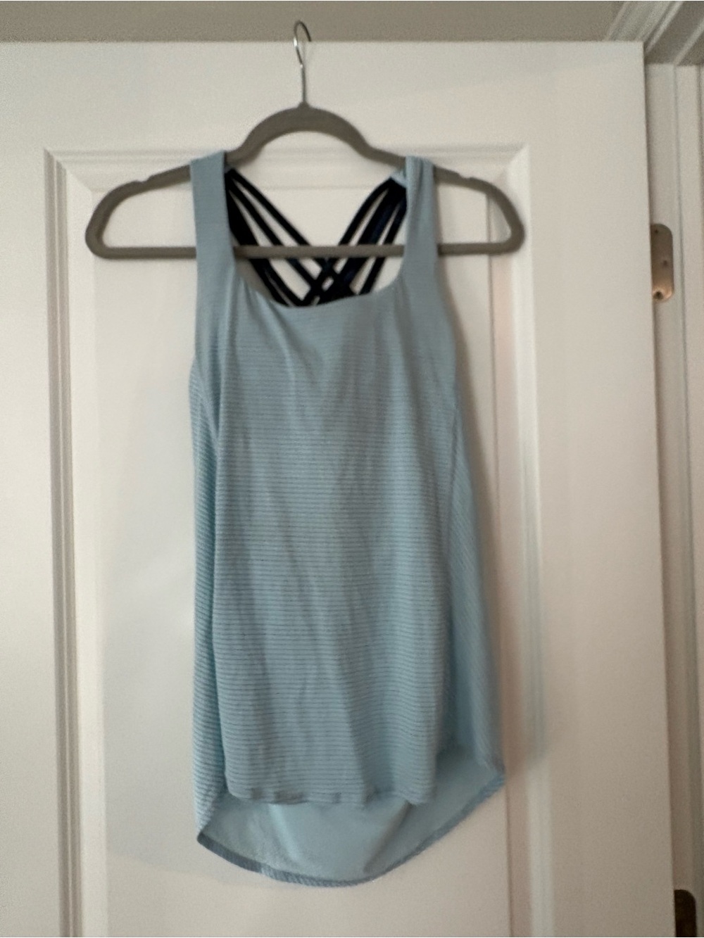 Lululemon Wild Tank Blue Built-In Bra Athletic Tank Top Size 4